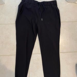 Black lulu lemon pants